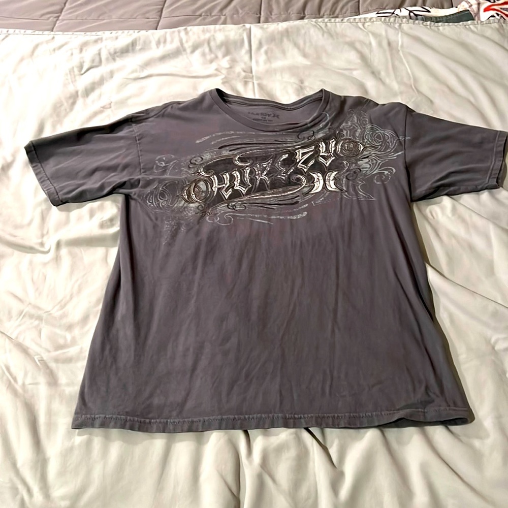 Hurley t shirt